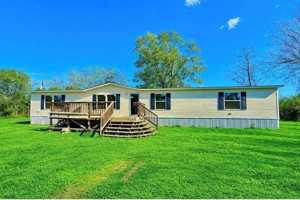 featured image of 119 Frank Ln