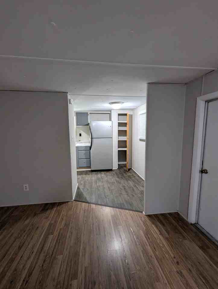 2472 Pax Hill Rd #L7 - Photo 4 of 7