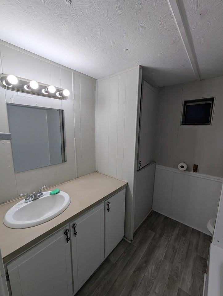 2472 Pax Hill Rd #L7 - Photo 6 of 7