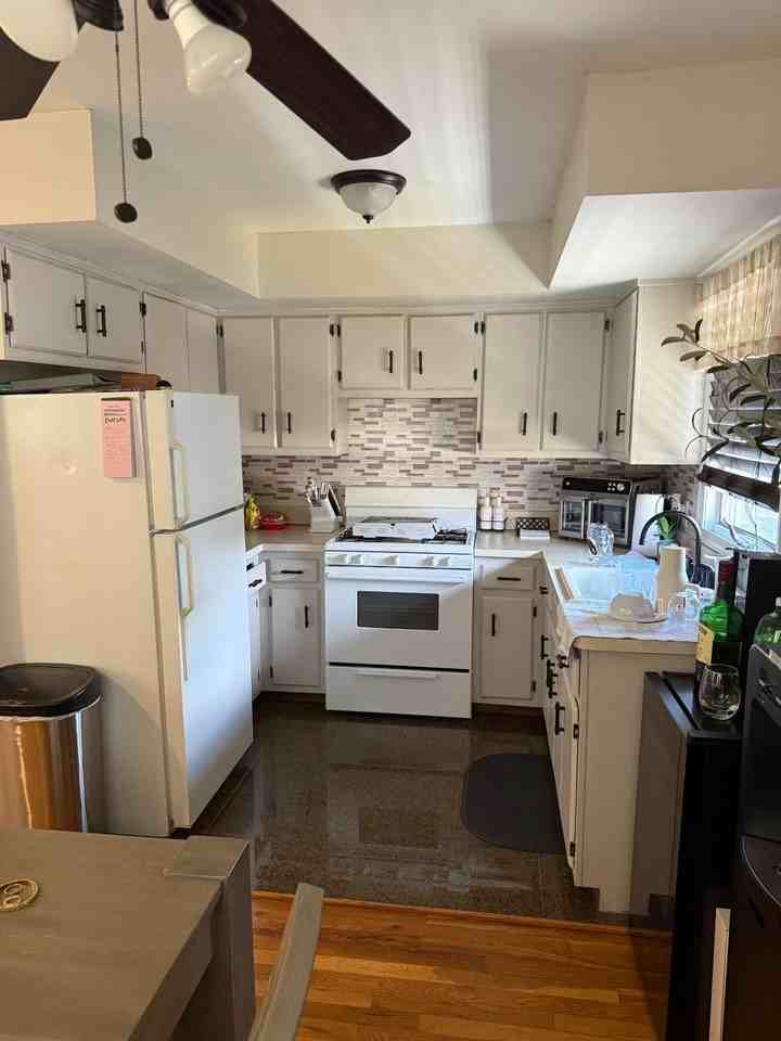 35 Amaron Ln - Photo 2 of 5