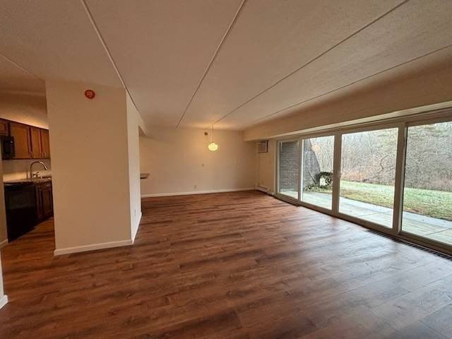 21 Swatling Rd #B1 - Photo 6 of 13