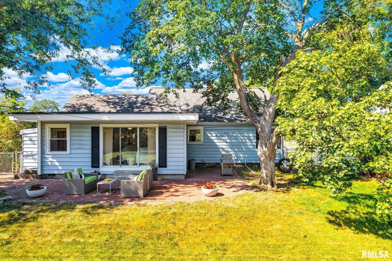 3406 N North St - Photo 2 of 50