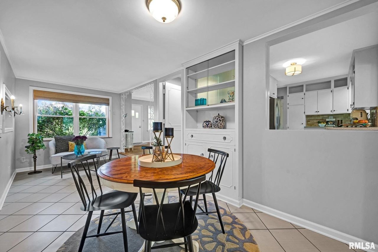 3406 N North St - Photo 7 of 50