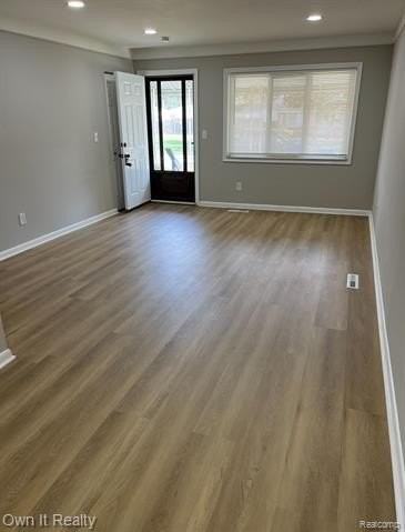 4976 Bedford St - Photo 3 of 17