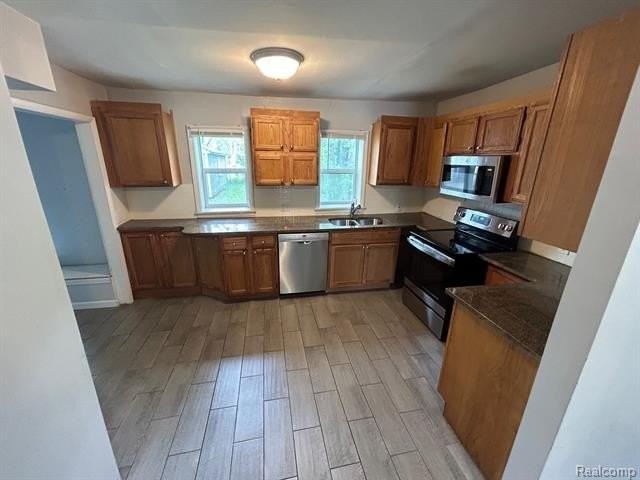 7576 Studebaker Ave - Photo 6 of 16