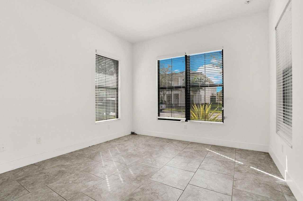 13628 Dumont Rd - Photo 6 of 50