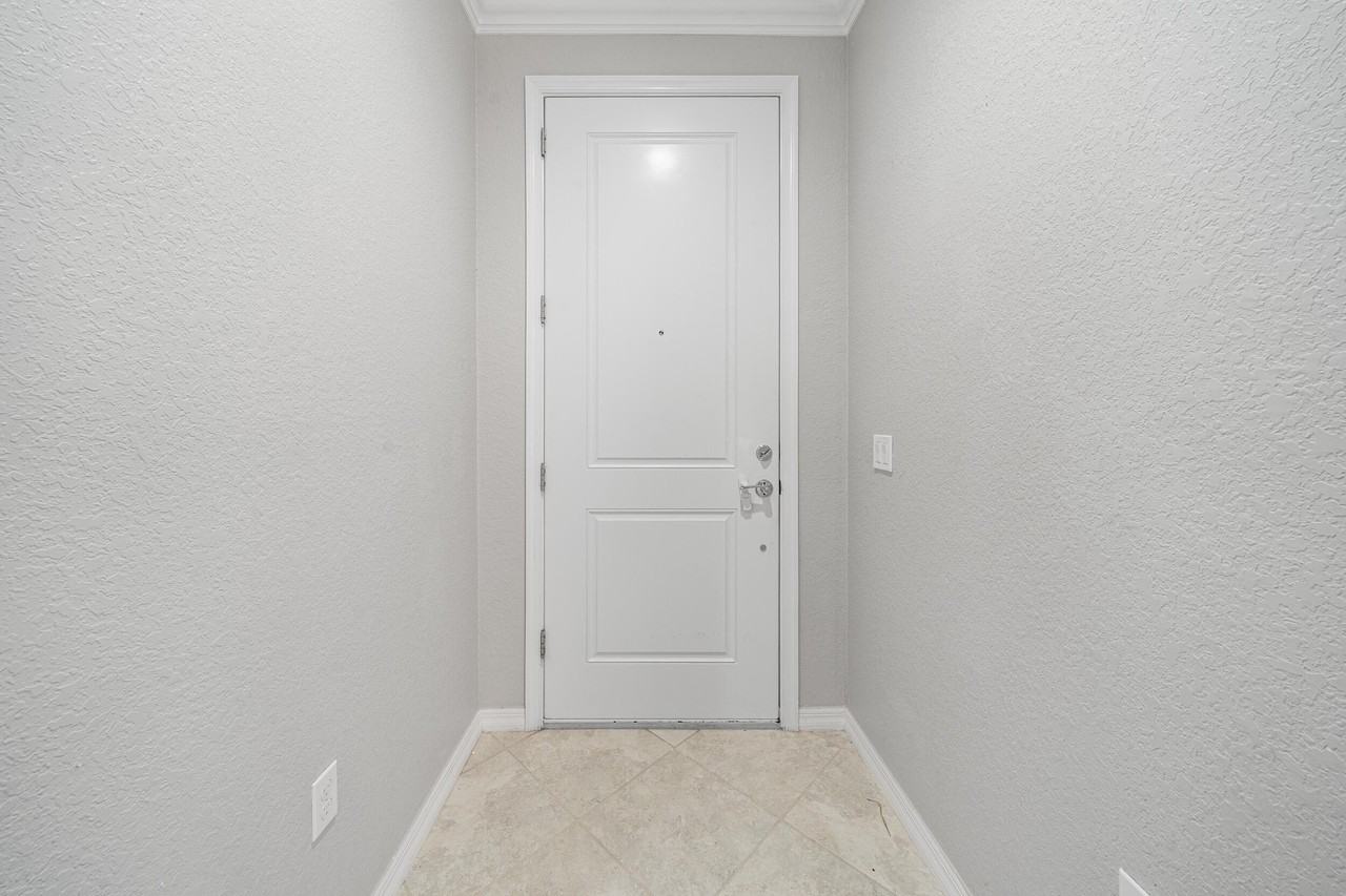 8359 Hanoverian Dr - Photo 5 of 46