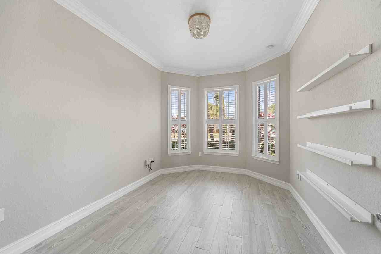 8359 Hanoverian Dr - Photo 7 of 46