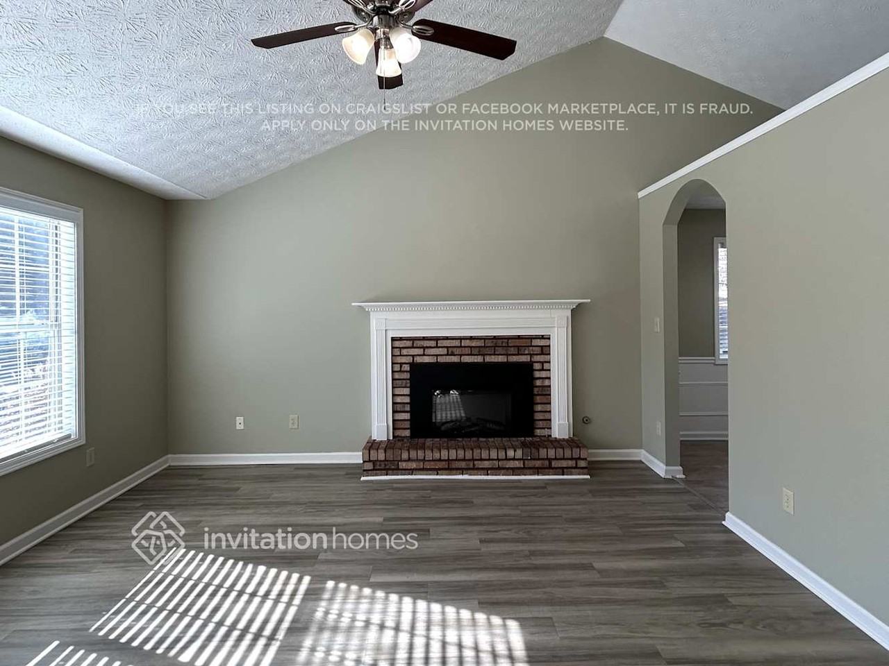 3920 Garrett Springs Dr - Photo 4 of 19