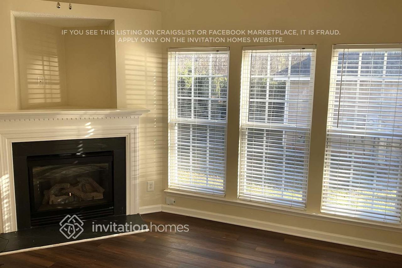 4541 Brandie Glen Rd - Photo 2 of 12