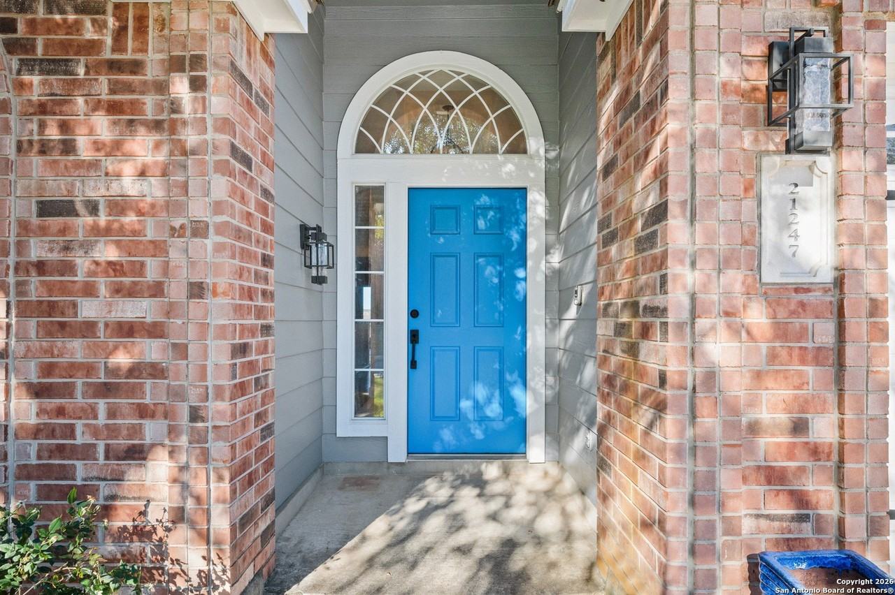 21247 Rio Sabinal - Photo 3 of 50