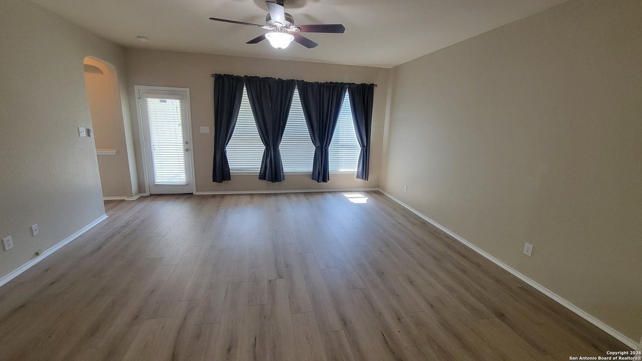 26311 Presidio Blf - Photo 5 of 16