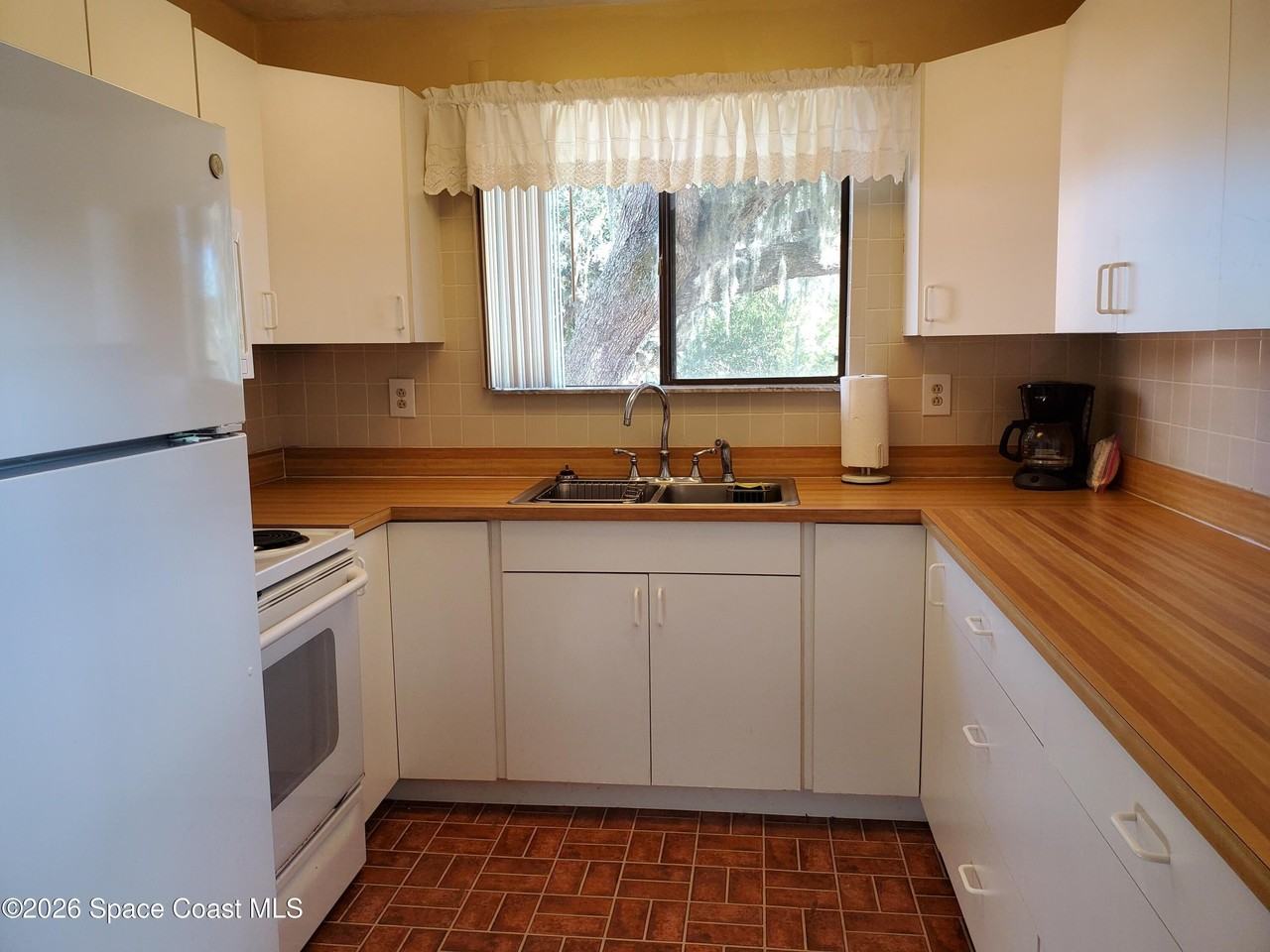 2324 Bignonia St Unit 2 #2 - Photo 7 of 19