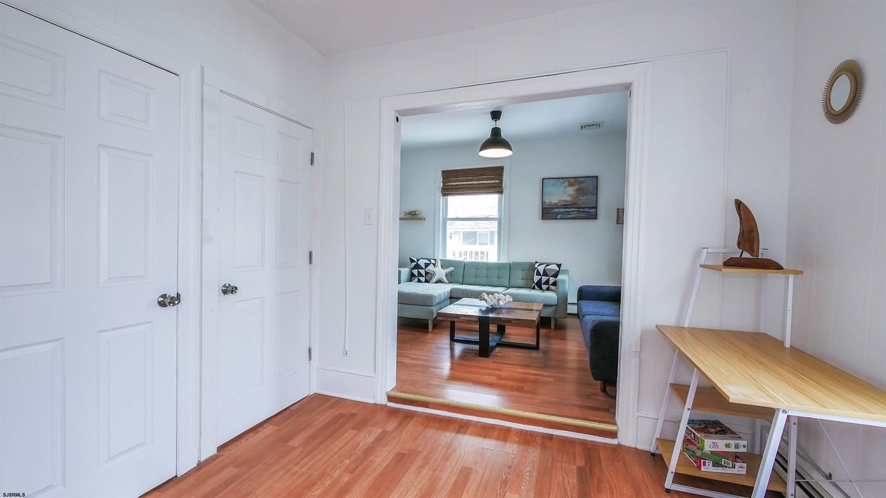 106 N Portland Ave - Photo 3 of 23