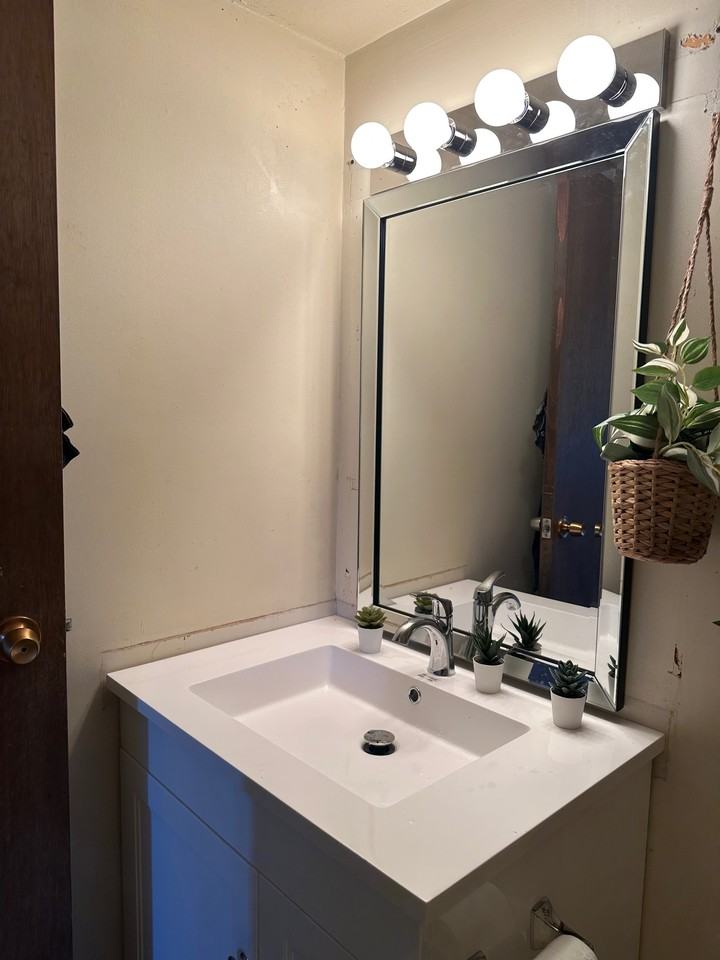 2016 Fullerton Avenue #1304 - Photo 5 of 17