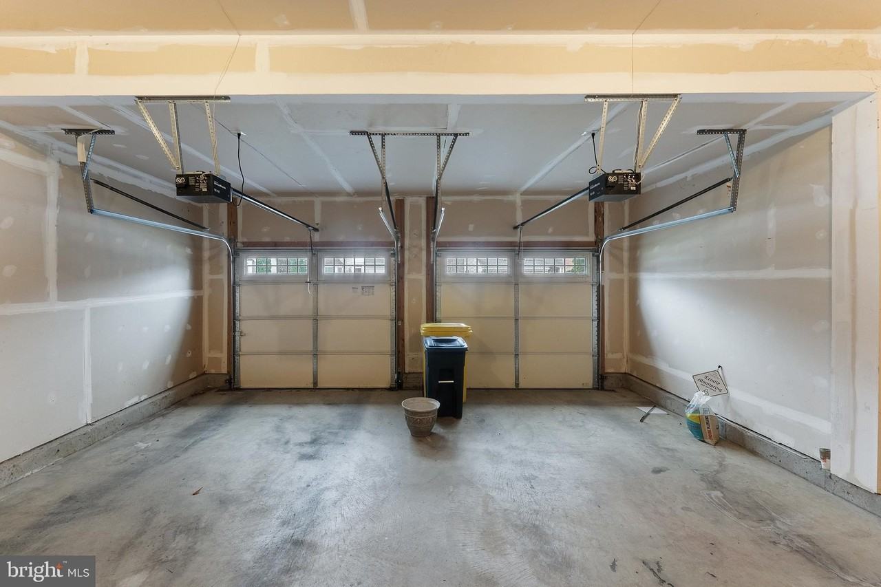 612A Samantha Ct - Photo 2 of 40