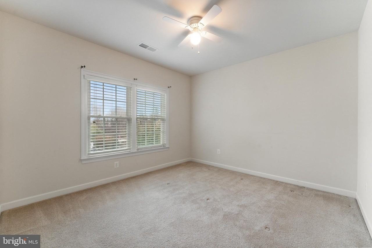 612A Samantha Ct - Photo 6 of 40