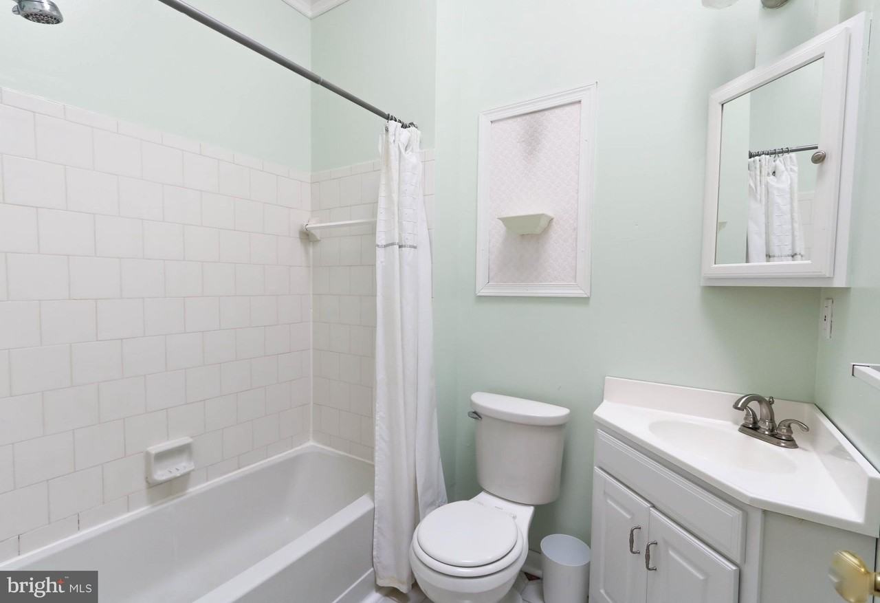 2 Island Run Ct - Photo 4 of 11