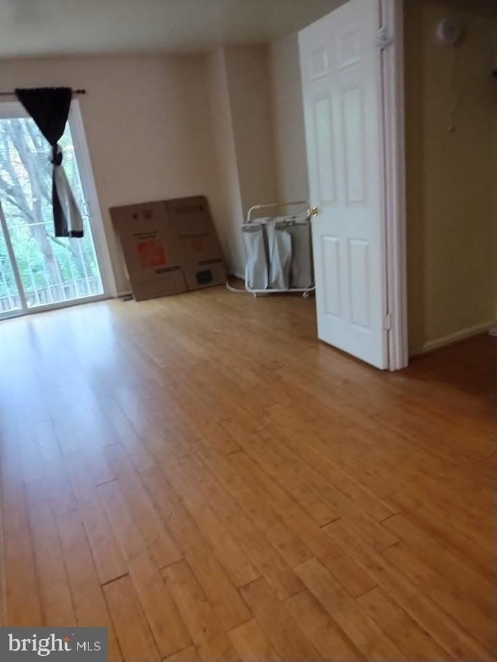 1086 Travis Ln - Photo 7 of 24