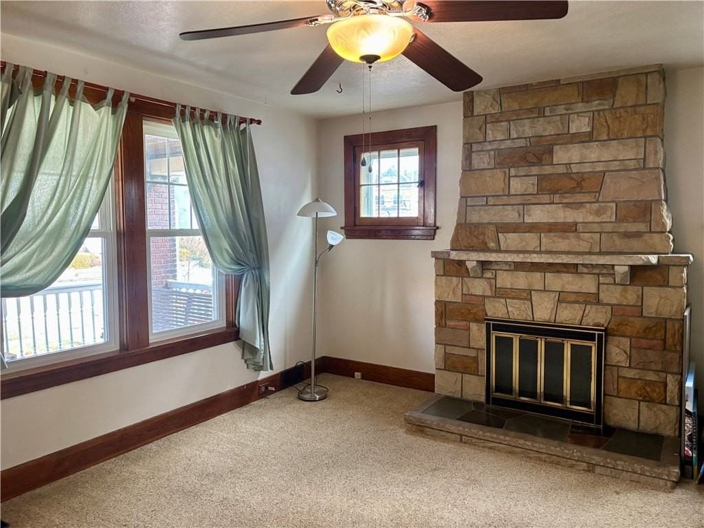 615 Roosevelt Ave - Photo 5 of 21