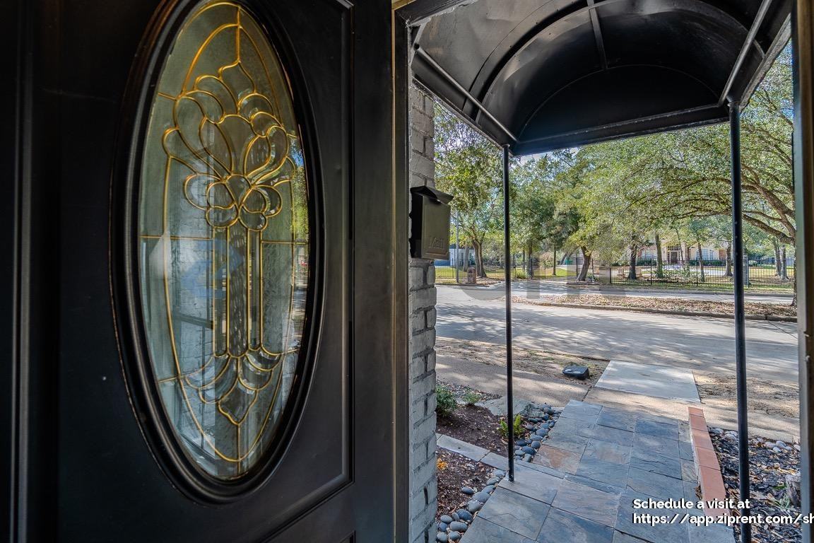 2052 Lakeside Dr - Photo 6 of 27