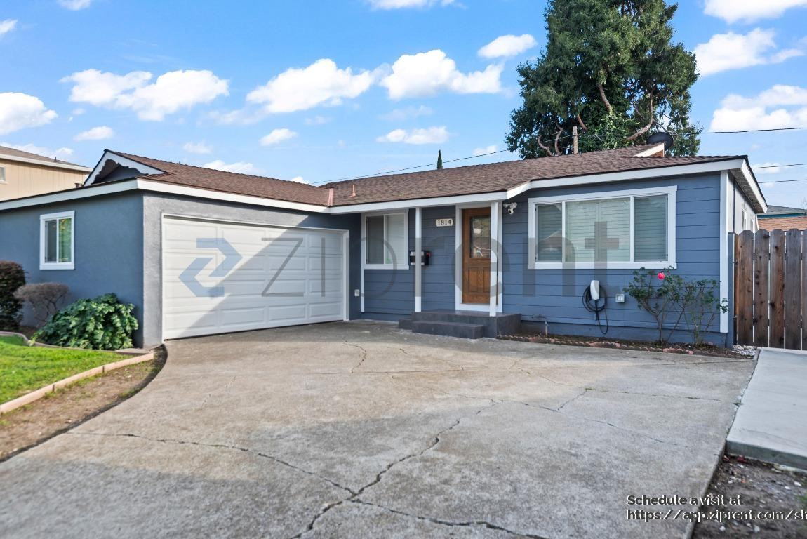 1814 Armand Dr - Photo 4 of 32