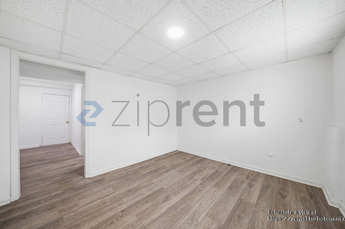 6189 Landover Cir #6189 - Photo 7 of 11