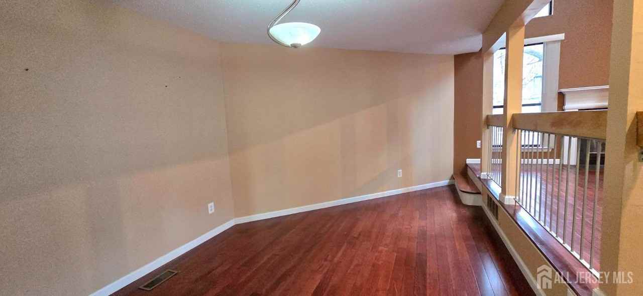 44 Azalea Ct - Photo 5 of 21