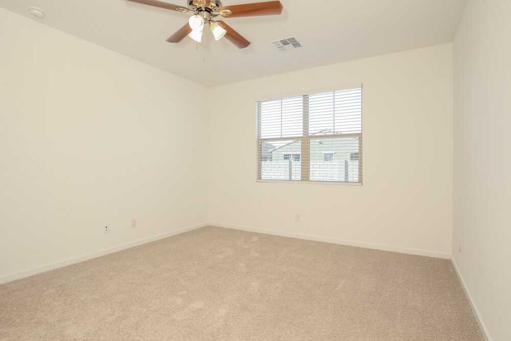 11022 W Marguerite Ave - Photo 7 of 16