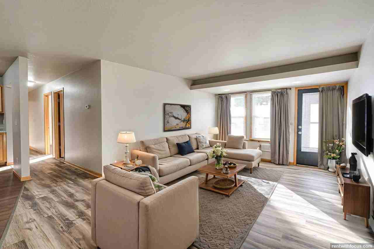 Sullivan Ridge - Photo 2 of 37