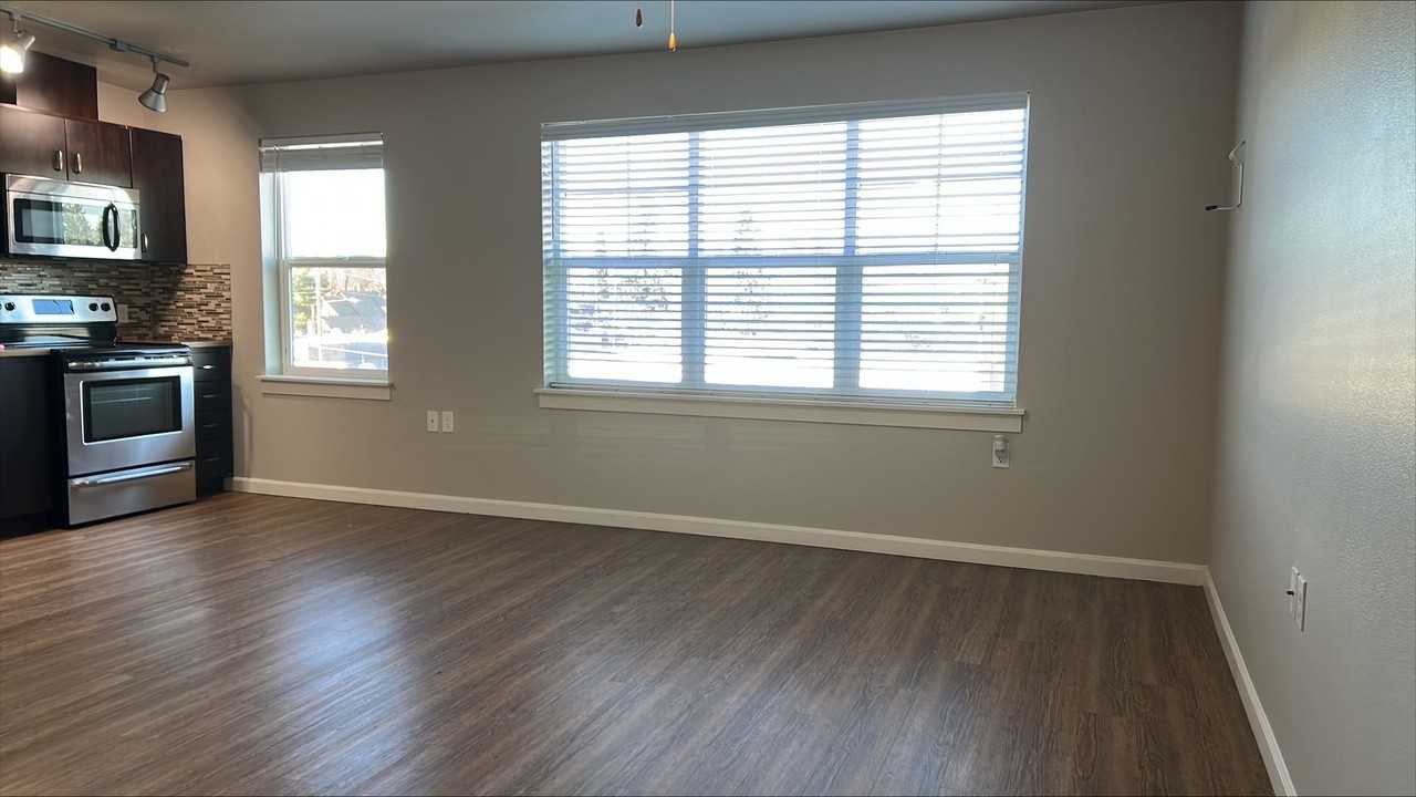 Sellwood Apartments - Photo 7 of 16