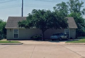 featured image of 1224 Parkwood Ct