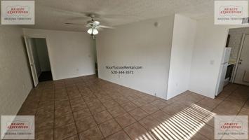 featured image of 3255 N Country Club Rd