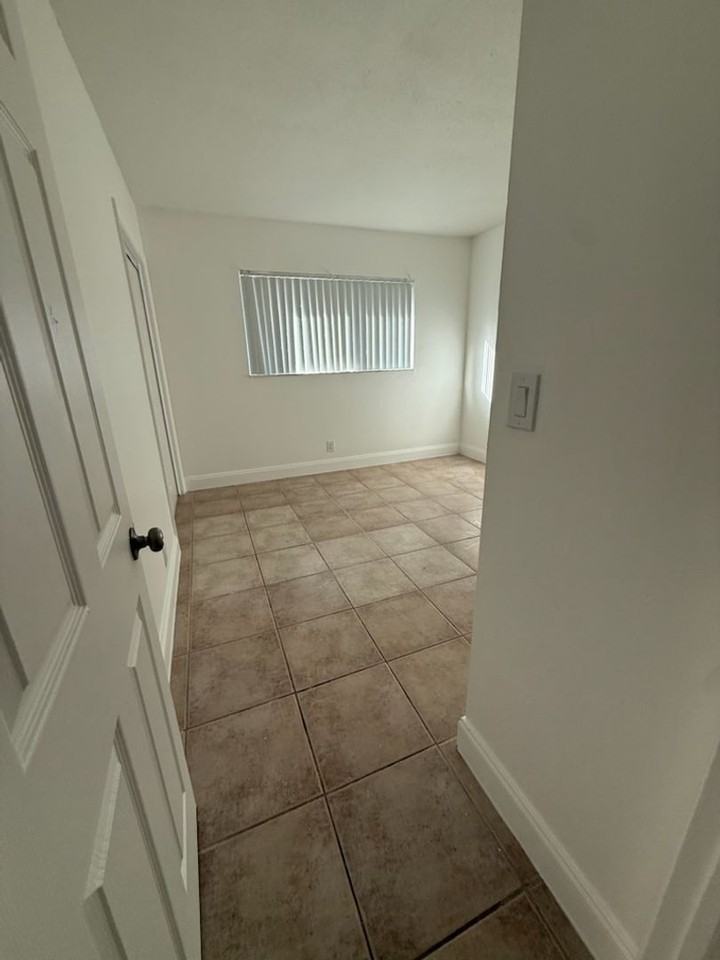 2861 S. SEACREST BLVD APT 3C BOYNTON BEACH, FL 33435 - Photo 6 of 7