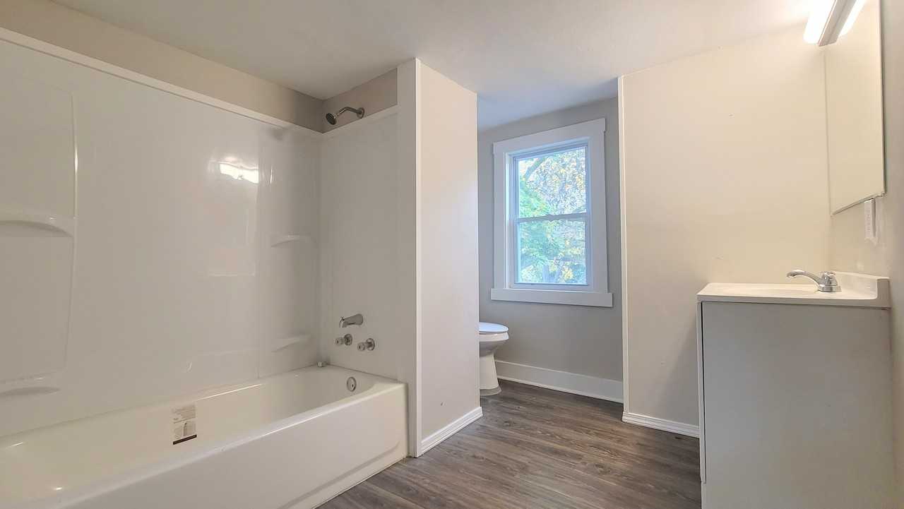 3988 Lake Avenue #3 - Photo 4 of 20