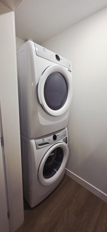 7736 119A Street - Photo 7 of 13