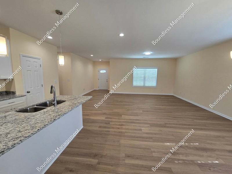 1257 Byewood Ln Sw - Photo 3 of 19