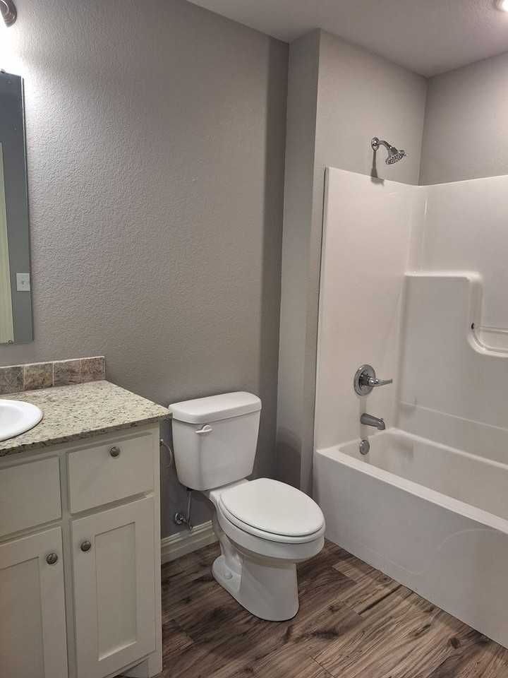 9001 Chanel Pl - Photo 6 of 10