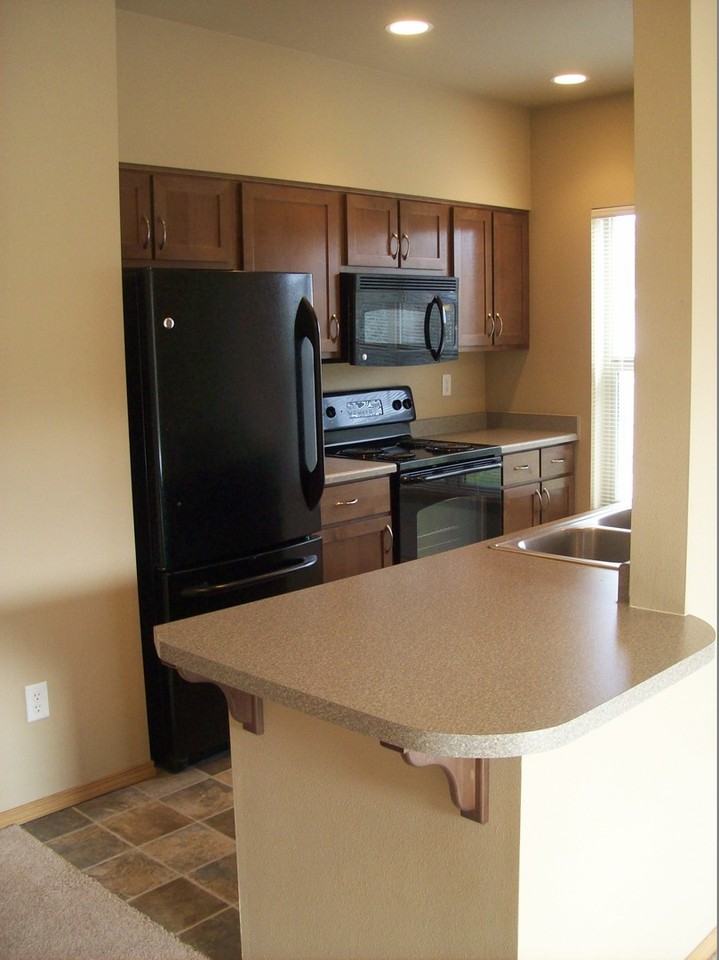Mckenze Square Apartments - Photo 2 of 44