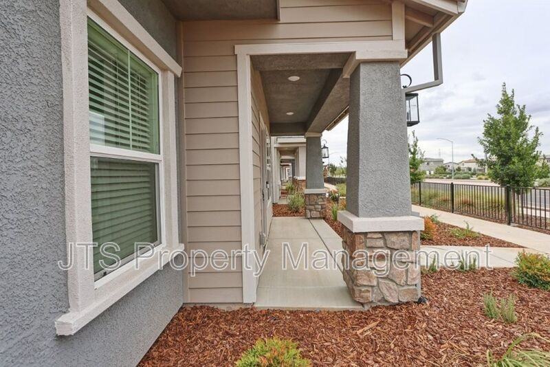 4272 Aura Way - Photo 7 of 50