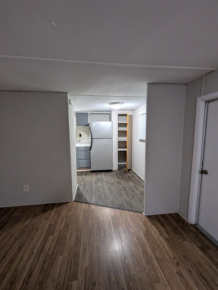 2472 Pax Hill Road - Photo 4 of 7