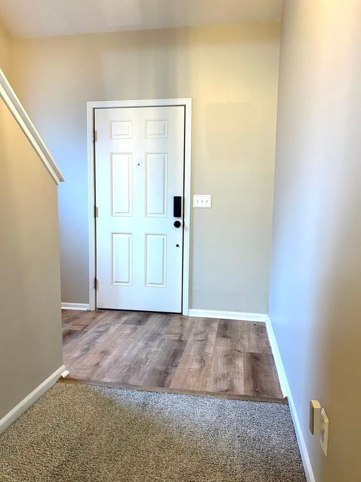 2409 Sawmill Rd - Photo 3 of 25