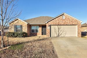 featured image of 805 Hallow Oak Ct