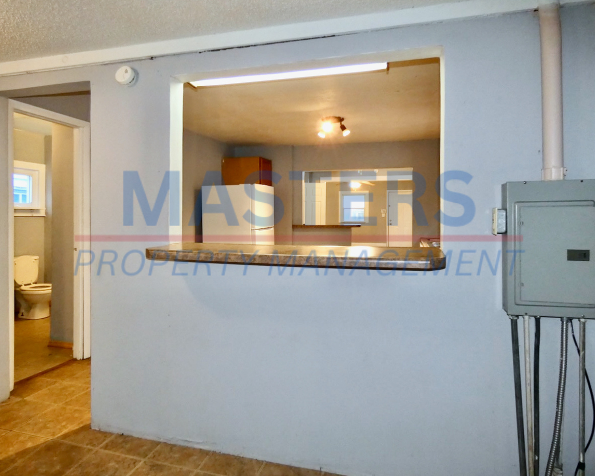 1333 Peck St - Photo 6 of 29