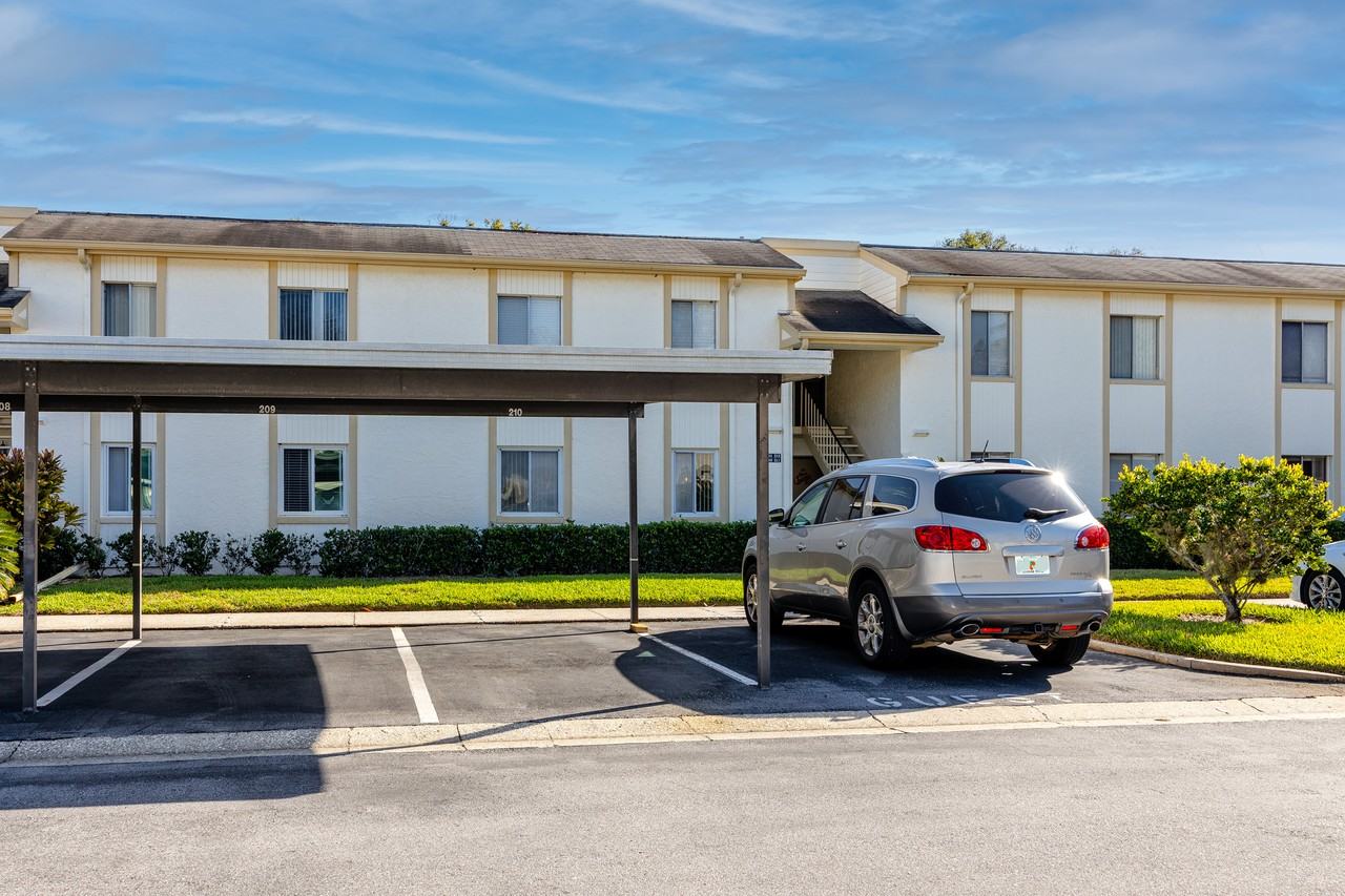 209 Cypress Court #209 - Photo 4 of 49