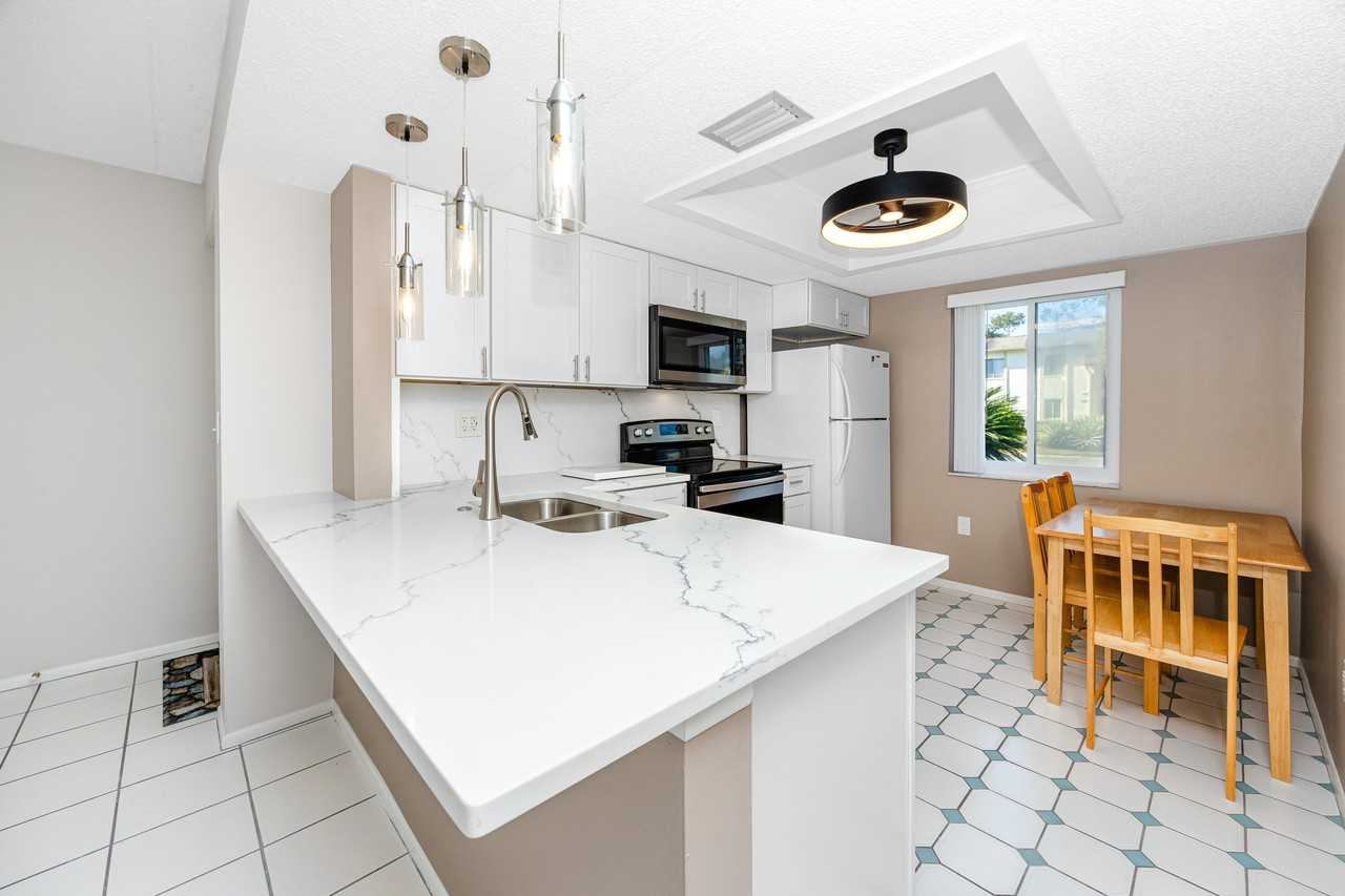 209 Cypress Court #209 - Photo 7 of 49