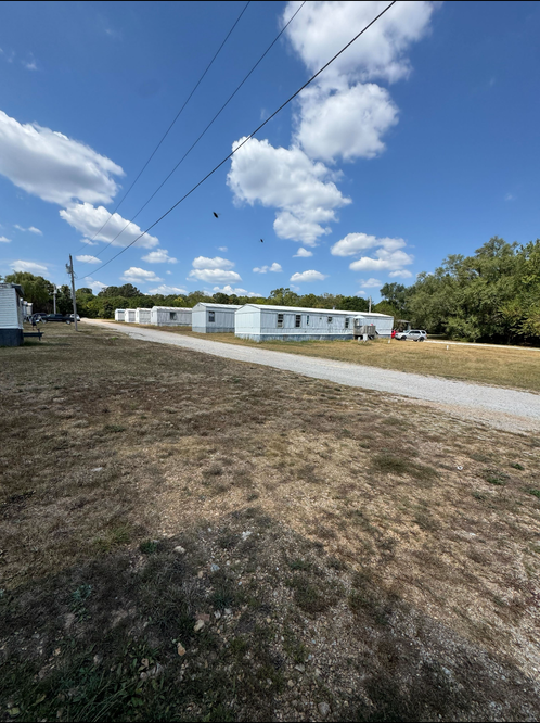 Lone Oak MHP - Photo 2 of 2