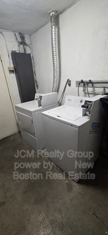 572 Cummins Hwy #12 - Photo 4 of 13