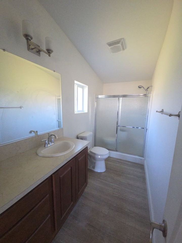 6884 Pentz Rd - Photo 5 of 9