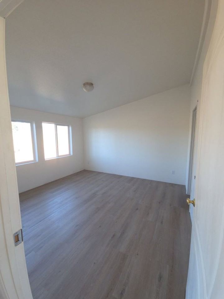 6884 Pentz Rd - Photo 6 of 9